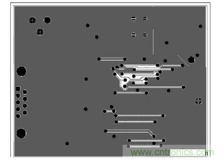 采用手工走線(xiàn)為圖3所示電路原理圖設(shè)計(jì)的電路板的底層